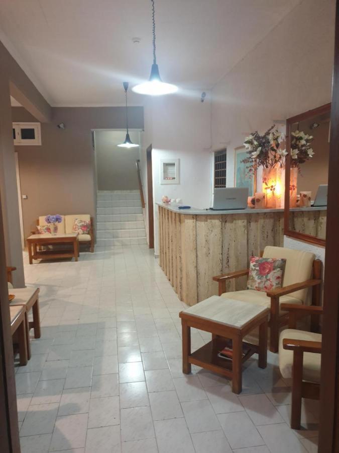 Alexandros B Hotel Nikiana Ngoại thất bức ảnh
