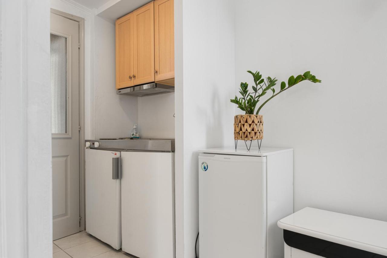 Alexandros B Hotel Nikiana Ngoại thất bức ảnh