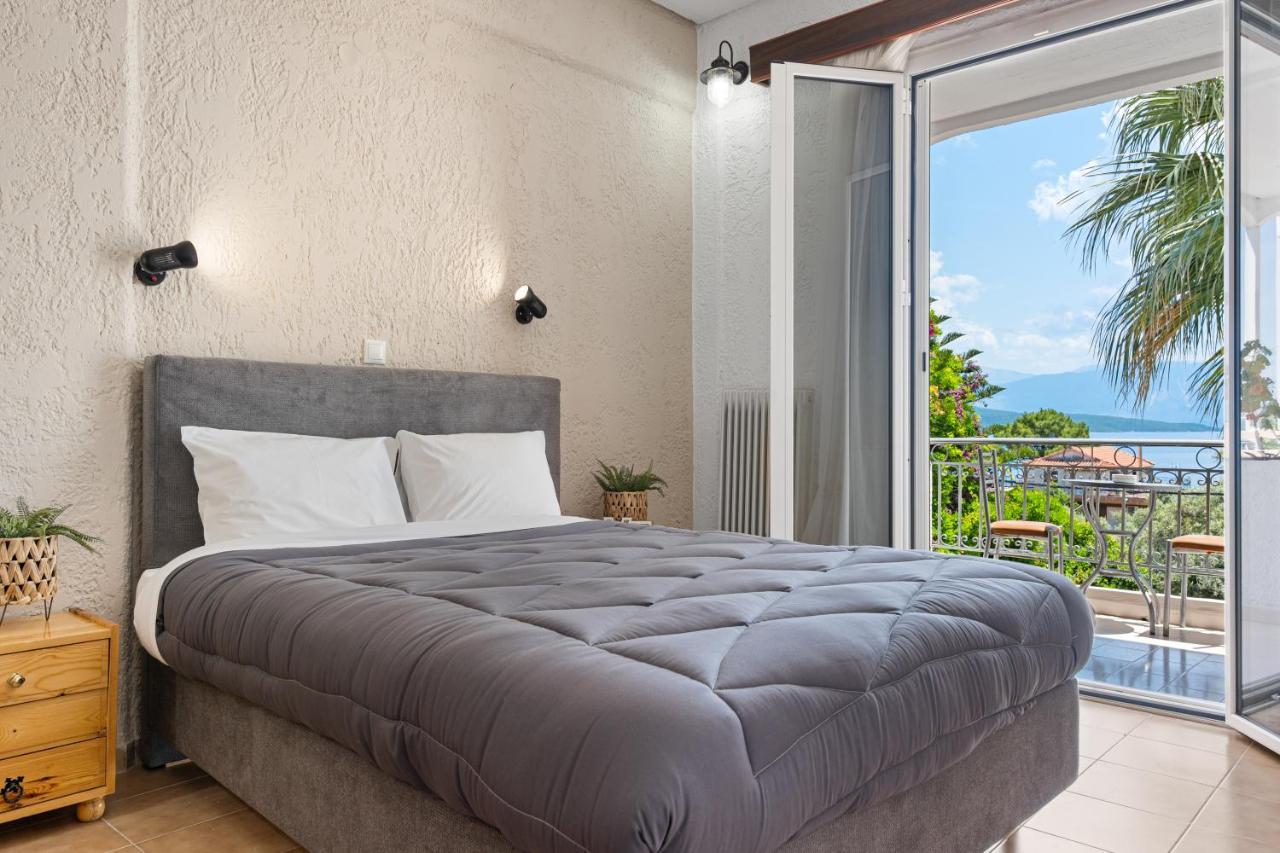 Alexandros B Hotel Nikiana Ngoại thất bức ảnh